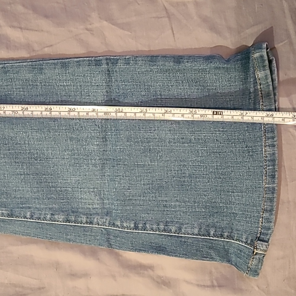 💥HOST PICK💥 Vintage Guess s.27 Mini Flare jeans - Picture 7 of 9